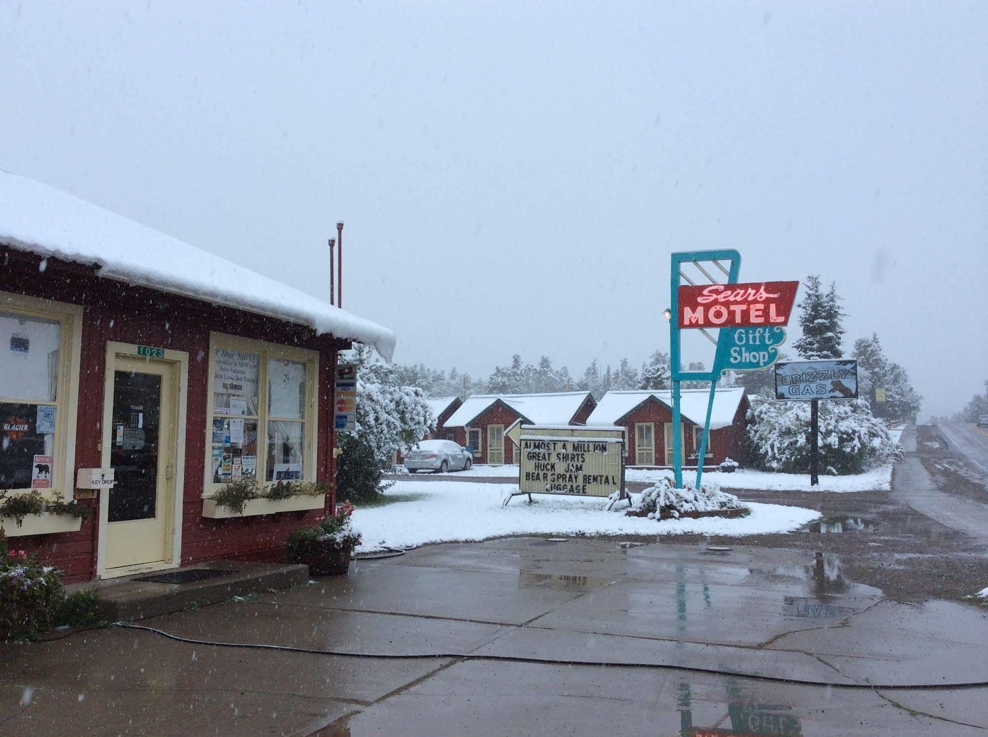 Sears Motel East Glacier Park Village Exteriér fotografie